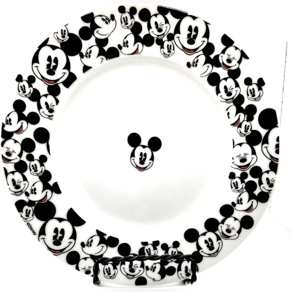 Disney Mickey Mouse Sm Plate, Black-White & Red, Approx 8β Diameter, Great Cond. - Picture 1 of 5
